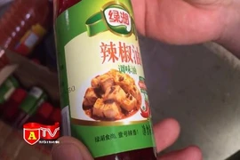 Đẩy mạnh kiểm tra, xử lý vi phạm về an toàn thực phẩm dịp cuối năm