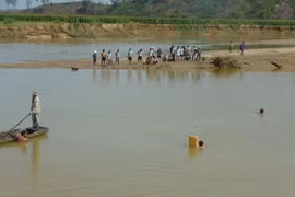 Chìm đò trên sông Krông Nô, 1 người mất tích
