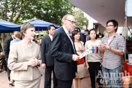 Nâng tầm quan hệ ngoại giao thông qua công tác giáo dục đào tạo.
