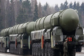 Đang căng thẳng với phương Tây, Nga phóng liên tiếp tên lửa đạn đạo chiến lược 