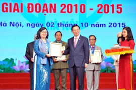 Tưng bừng Đại hội Thi đua yêu nước Thành phố Hà Nội 2010-2015