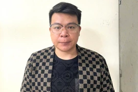 “Tú ông” điều hành đường dây mại dâm qua mạng xã hội