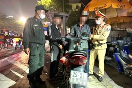 Bộ đôi 'dày' tiền án bị tổ công tác đặc biệt Công an Hà Nội bắt giữ