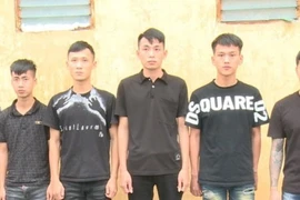 Truy xét nhóm đối tượng sơn quảng cáo cho các trang web đánh bạc online lên tường nhà dân