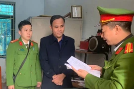 Bắt Trưởng phòng Tổ chức hành chính - Cục Thống kê tỉnh Thái Bình