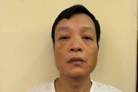 Dùng 'súng bút' thị uy, gây rối tại quán phở ngõ Thổ Quan