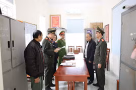Bắt nguyên Tổng giám đốc Công ty cổ phần đầu tư bất động sản và thương mại Thăng Long