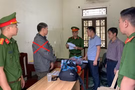 Không giành được quyền nuôi cháu gái, người đàn ông quay ra vu khống cán bộ Công an