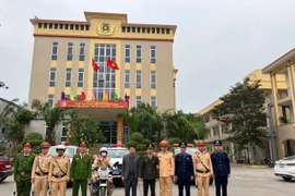 Huyện Thanh Oai đồng loạt ra quân cao điểm đảm bảo trật tự giao thông, đô thị