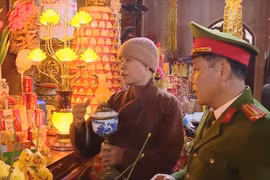 Hướng dẫn người dân sử dụng nguồn lửa, nhiệt tại cơ sở văn hóa, tín ngưỡng