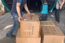 Khởi tố đối tượng vận chuyển hàng cấm