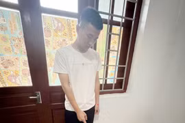 Phát hiện đối tượng cất giấu vũ khí quân dụng trái phép