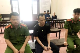 Án phạt nghiêm khắc cho đối tượng tàng trữ trái phép chất ma túy