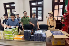 Nhập hàng cấm về giấu ở nhà...bố vợ