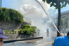 Toà nhà Thiên niên kỷ thực tập phương án chữa cháy và cứu nạn, cứu hộ