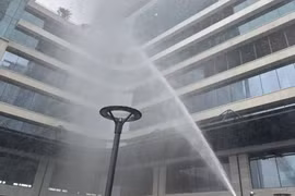 Phối hợp xử lý tình huống cháy giả định tại Tòa nhà Pearl Tower