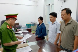 Khởi tố nguyên Giám đốc Văn phòng đăng ký đất đai huyện Yên Thủy