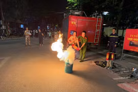 Trên 600 người thực hành dập lửa vụ cháy giả định