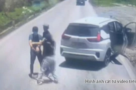 Cơ quan Công an làm việc với đối tượng rút súng đe dọa lái xe trên đèo Đá Trắng