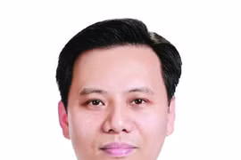 Khởi tố nguyên Phó Cục trưởng Cục An toàn thực phẩm cùng nhiều bị can 