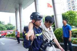 Huy động nhiều lực lượng, phương tiện thực tập phương án chữa cháy, cứu nạn