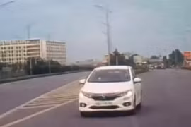 Xử phạt lái xe ô tô đi ngược chiều trên cao tốc Hà Nội - Bắc Giang