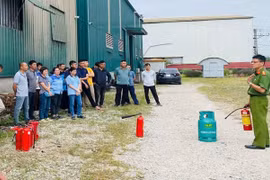 Tập huấn phòng cháy, chữa cháy và cứu nạn, cứu hộ cho doanh nghiệp tư nhân 