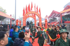  Các tân binh quyết tâm học tập, rèn luyện, hoàn thành nhiệm vụ được giao