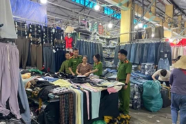 Ký cam kết an toàn cháy, nổ tại chợ Nành