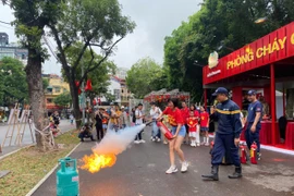 Lính cứu hỏa - Công an Hà Nội lan tỏa những thông điệp bình yên muôn nhà