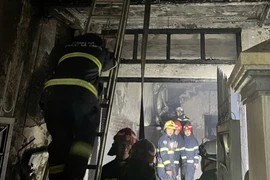  Ba người thoát nạn trong vụ cháy nghiêm trọng ở phố Trung Liệt