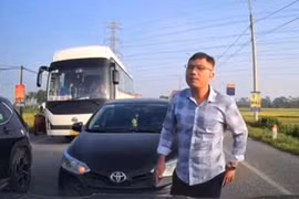 Phạt tiền, trừ điểm giấy phép lái xe vì lỗi lấn làn ngược chiều trên tỉnh lộ 295