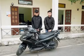 Truy 'nóng' nhóm đối tượng rủ nhau đi cướp giật 