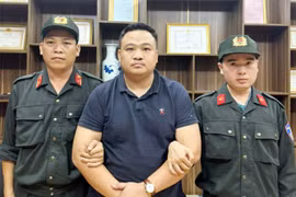 Tạm giam 102 đối tượng chiếm đoạt hàng trăm tỷ đồng trong đường dây lừa đảo qua mạng