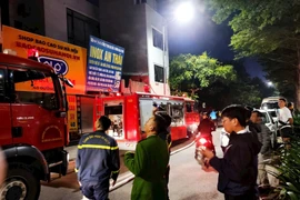 Kip thời cứu 5 người thoát hiểm trong vụ cháy nhà dân