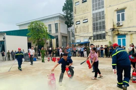 Hơn 500 người được trang bị kỹ năng, kiến thức an toàn cháy, nổ và cứu nạn, thoát nạn