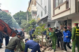 Đảm bảo trật tự đô thị ở địa bàn trọng điểm ven đê