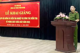 Công an Hà Nội bồi dưỡng nghiệp vụ phòng cháy, chữa cháy