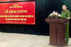 Công an Hà Nội bồi dưỡng nghiệp vụ phòng cháy, chữa cháy