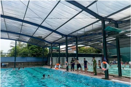 Tổ địa bàn phòng cháy, chữa cháy và cứu nạn, cứu hộ Đông Anh trang bị các biện pháp đảm bảo an toàn đuối nước