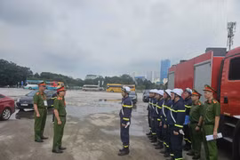 Kiểm tra, động viên lực lượng Cảnh sát PCCC và CNCH Thủ đô tham gia bảo vệ sự kiện A80