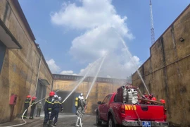 Thực tập phương án chữa cháy, cứu nạn, cứu hộ tại kho K2 - Đại Mỗ, Bộ Công an