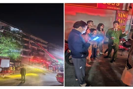 Kịp thời giải cứu 5 người mắc kẹt trong vụ cháy lúc rạng sáng