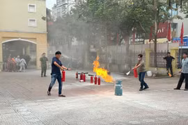 Hướng dẫn chủ nhà cho thuê trọ, cơ sở sản xuất, kinh doanh cách phòng ngừa cháy, nổ