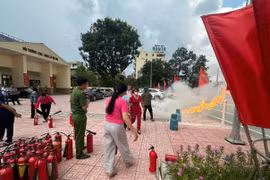 Ngăn chặn từ sớm, từ xa các nguy cơ cháy, nổ và các vụ việc liên quan vũ khí, vật liệu nổ