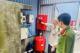 Đôn đốc, hướng dẫn công tác phòng cháy tại các cơ sở thuộc Cụm Công nghiệp vừa và nhỏ tại xã Phúc Thịnh