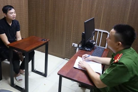 Bắt đối tượng ép người làm cho công ty lừa đảo trực tuyến