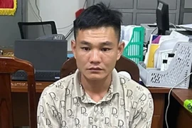 Biết bị lộ, kẻ có 2 tiền án ra đầu thú