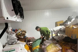 Lực lượng Cảnh sát kinh tế Công an Hà Nội phát hiện gần 3 tấn thực phẩm đông lạnh