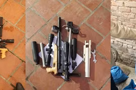 Tạm giữ đối tượng có hành vi giết người và tàng trữ trái phép vũ khí quân dụng